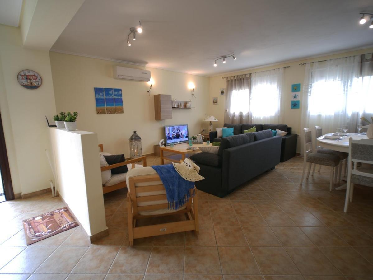 Villa Verde 200 Meters From The Beach Nea Iraklitsa Exterior foto