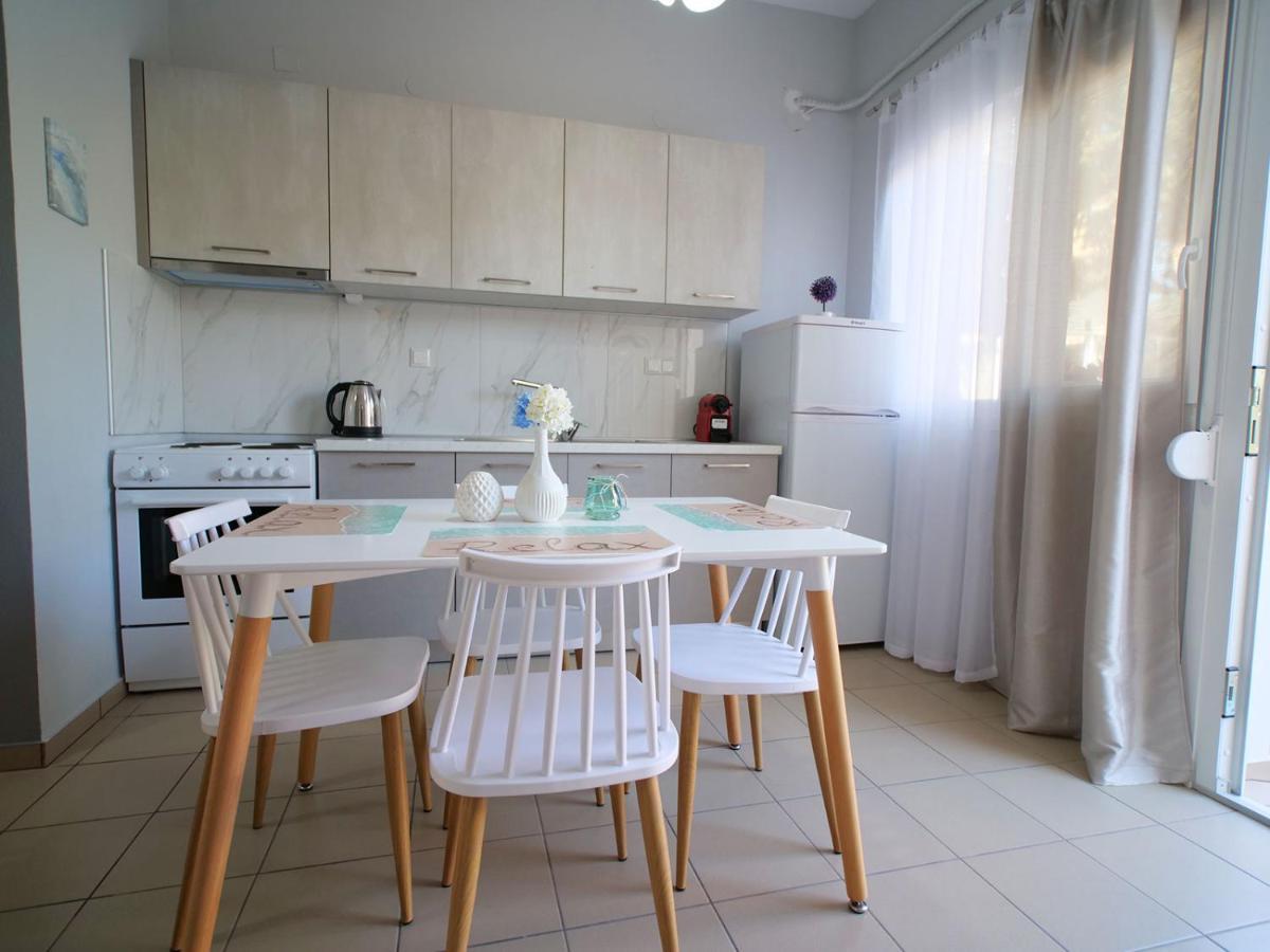Villa Verde 200 Meters From The Beach Nea Iraklitsa Exterior foto