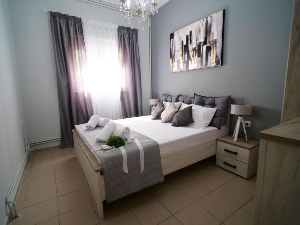 Villa Verde 200 Meters From The Beach Nea Iraklitsa Exterior foto